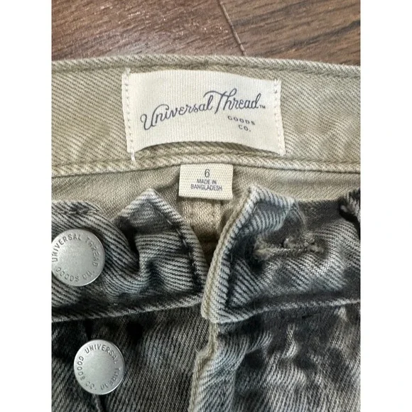 Universal Thread Grey Leopard Print Mid Rise 90s Baggy Jeans Size 6 Button Fly - Picture 3 of 16